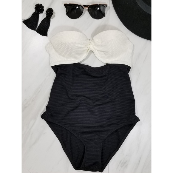 Topshop Swimsuit - Picture 2 of 6